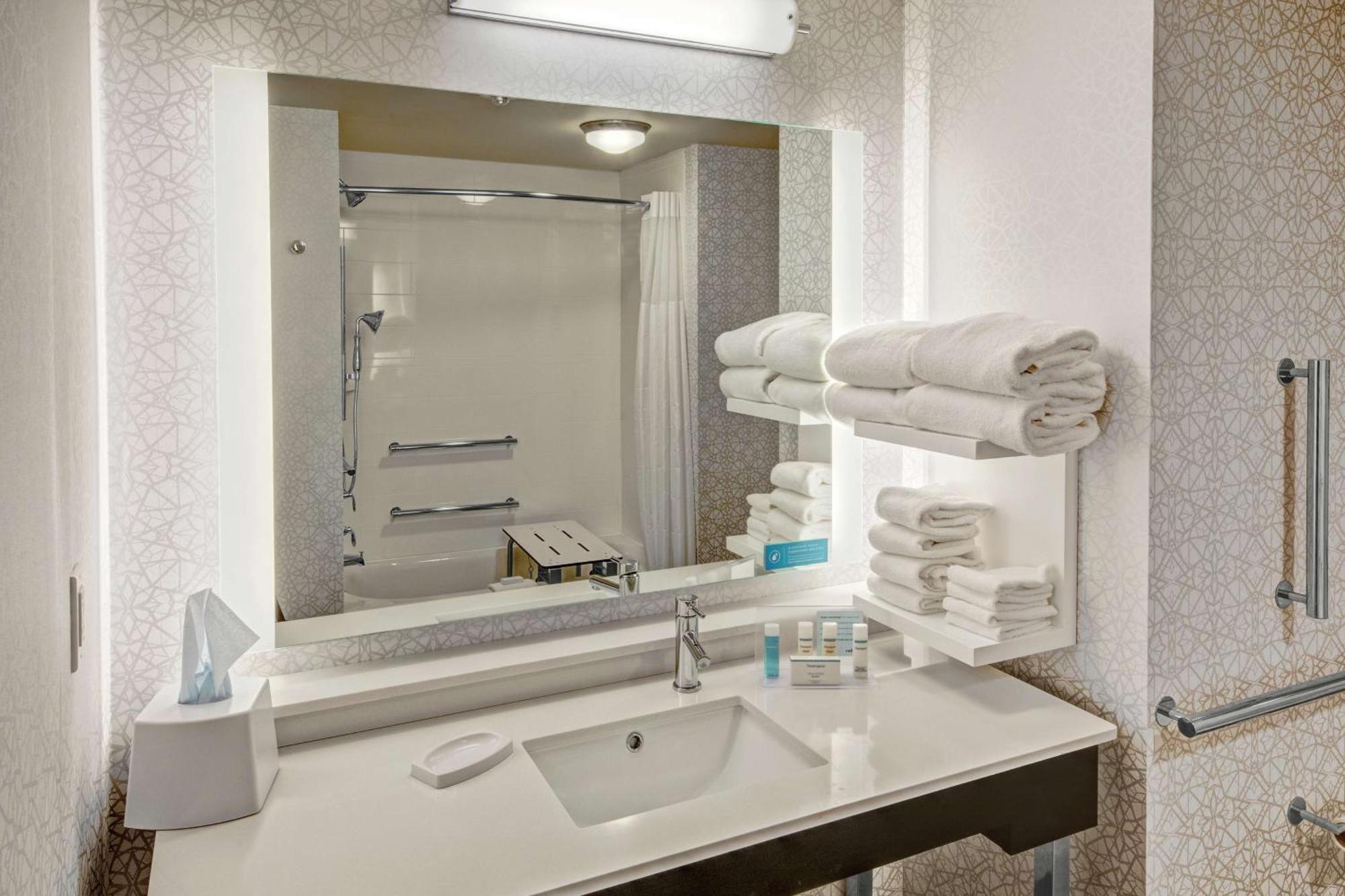 Hampton Inn Fresno Airport Kültér fotó